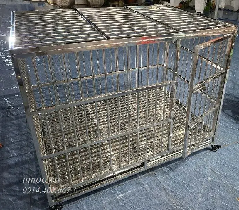 Góc nghiêng thể hiện độ rộng rãi của chuồng chó inox T40