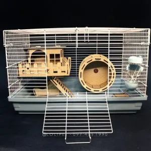 Lồng nuôi hamster nan sắt có các tầng lửng và ống chui