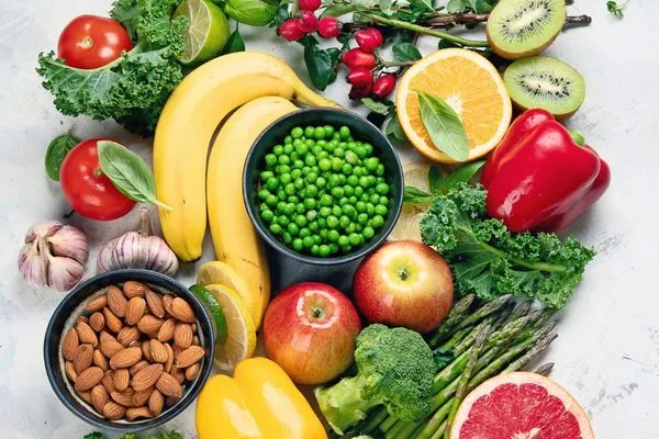 Lựa chọn thức ăn của chó phốc sóc giàu vitamin tổng hợp để cải thiện da và lông