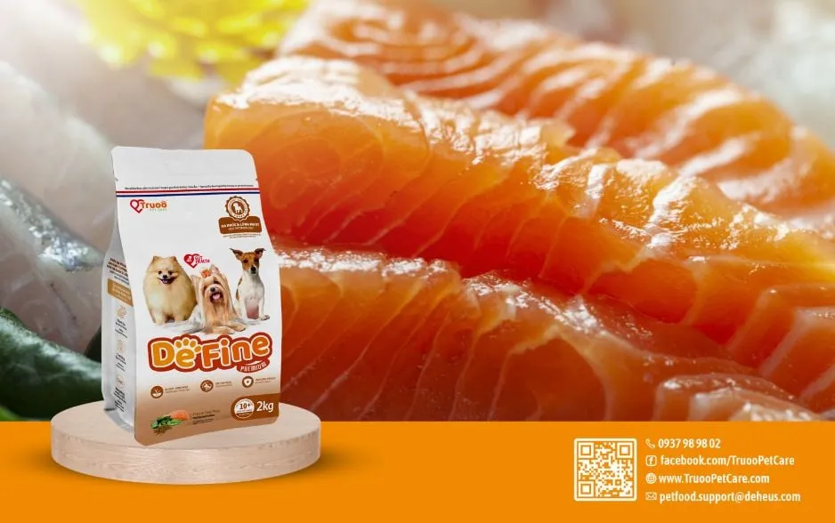 Thức ăn hạt cao cấp được thiết kế riêng cho các giống chó nhỏ như chó Phốc sóc