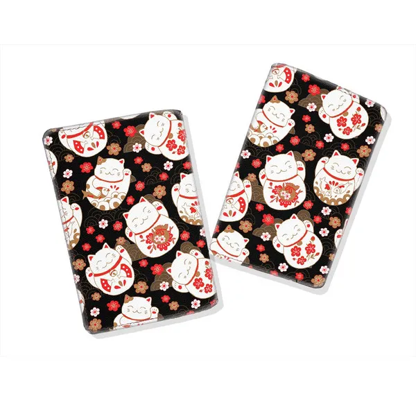 1 thiết kế vỏ passport cho bạn yêu thích mèo thần tài